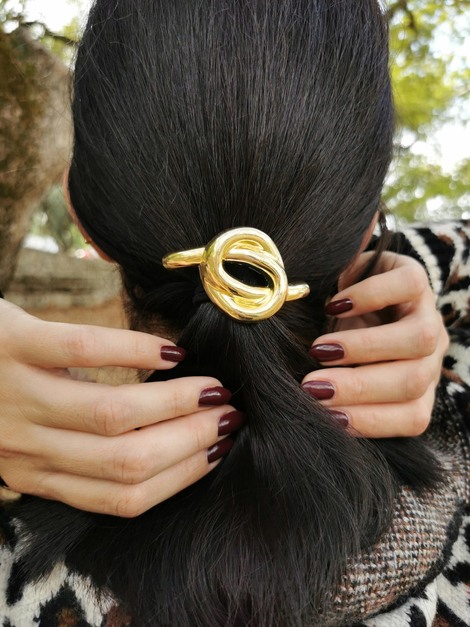 Bond hair jewellery