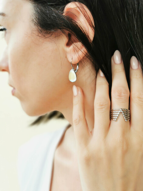 Pearl drop stainless steel earrings