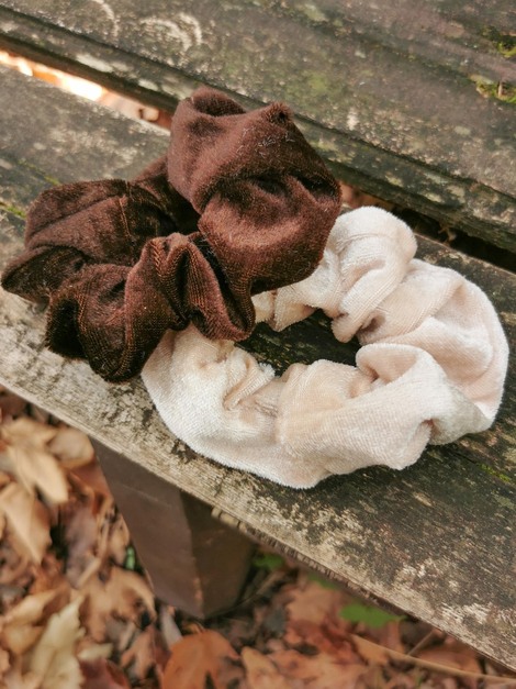 Choco scrunchies set of 2