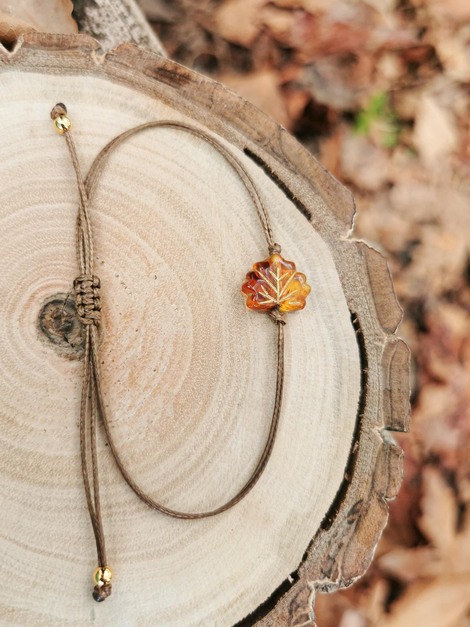 Leaf bracelet