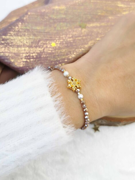 Snowflake bracelet